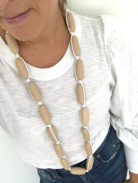 Evie Marques Original necklace Caramel on white cord