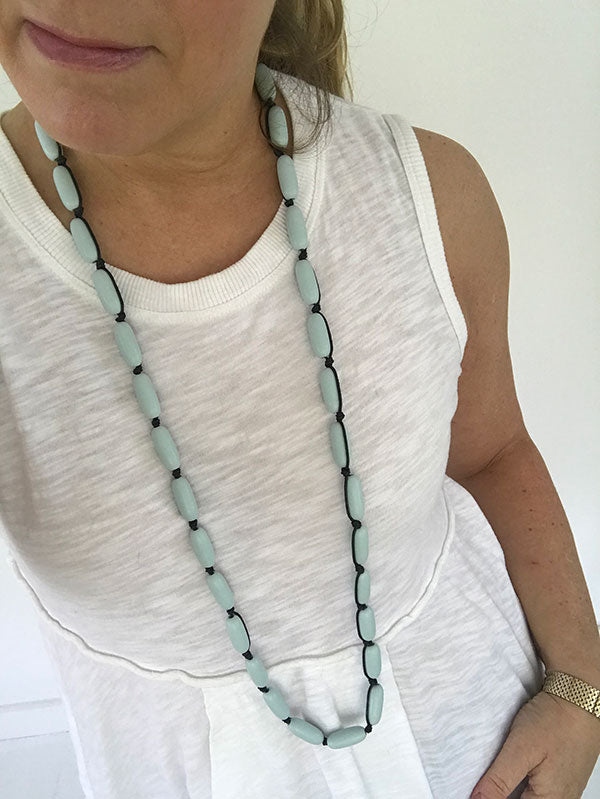 Evie Marques Mini necklace Cloud on black cord