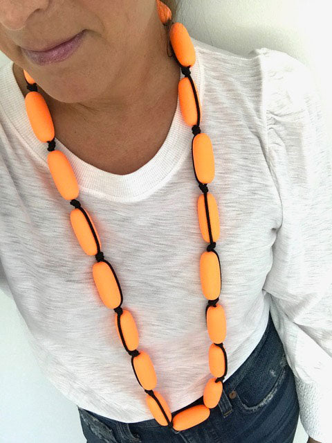 Evie Marques Original necklace Pop on black cord