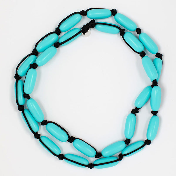 Evie Marques Midi necklace Pool on black cord