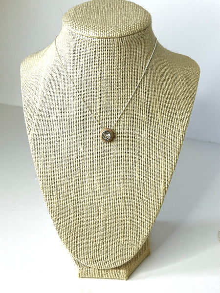 Caramel Neck Stud