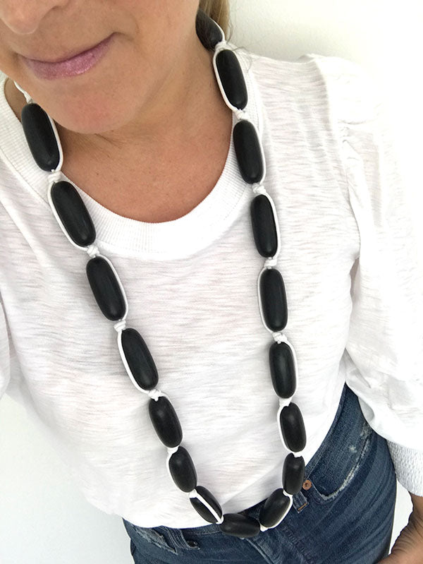 Evie Marques Endless Summer necklace Coal on white cord
